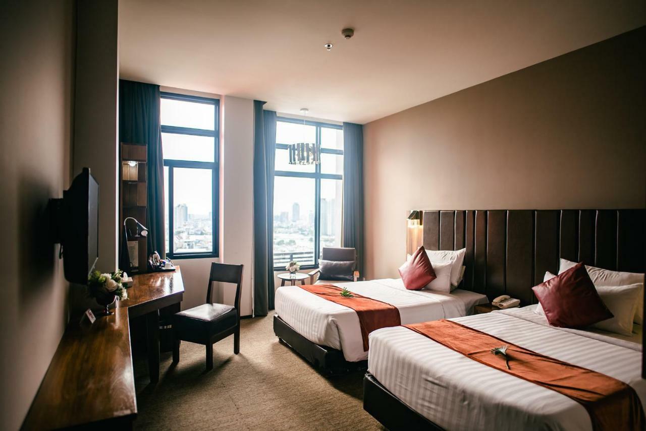 Grand Howard Hotel Бангкок Экстерьер фото